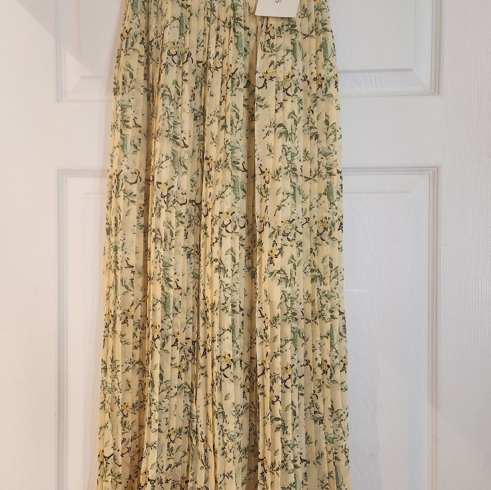 NWT Rihoas yellow floral skirt